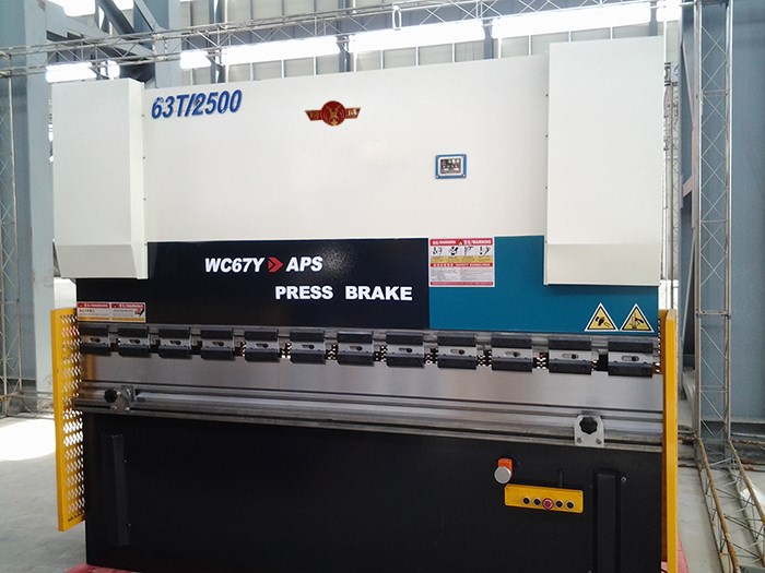 液压数显折弯机